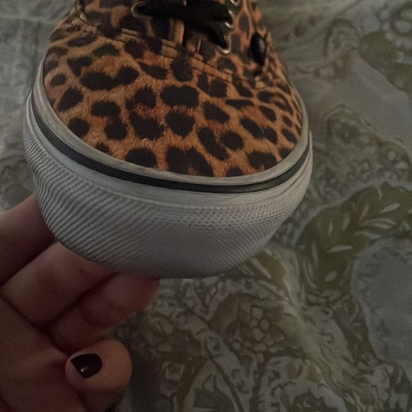 Leopard Vans size 8.5 Men’s 10 woman’s - Picture 6 of 6